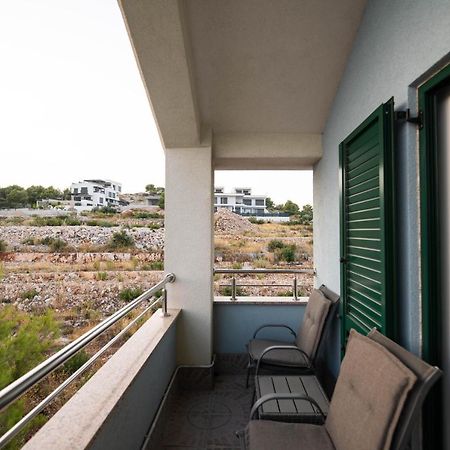 Sunny Beach Apartments شيبينيك المظهر الخارجي الصورة