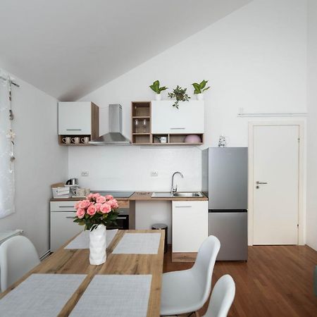 Sunny Beach Apartments شيبينيك المظهر الخارجي الصورة