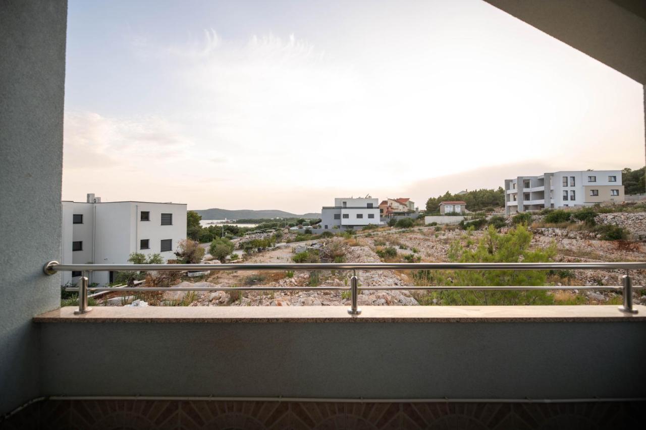 Sunny Beach Apartments شيبينيك المظهر الخارجي الصورة