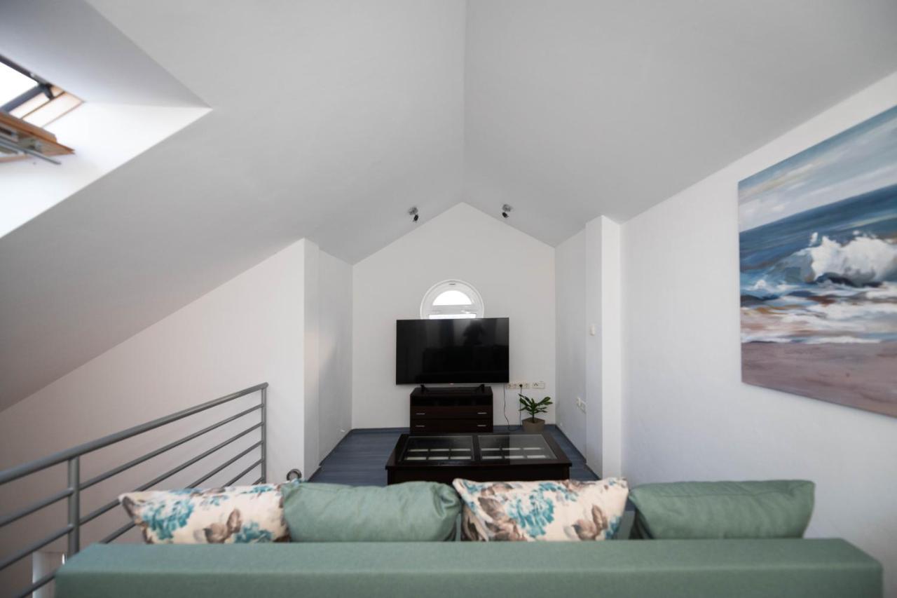 Sunny Beach Apartments شيبينيك المظهر الخارجي الصورة