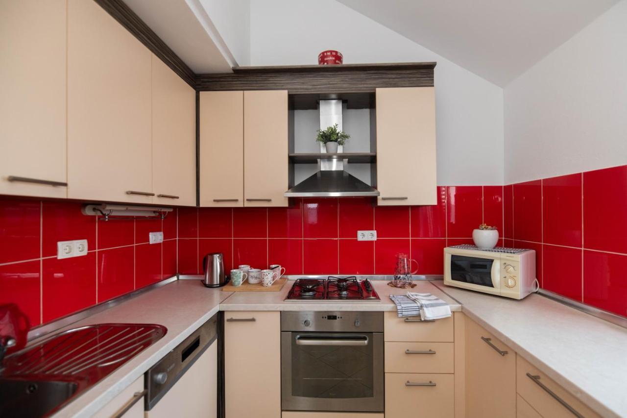 Sunny Beach Apartments شيبينيك المظهر الخارجي الصورة