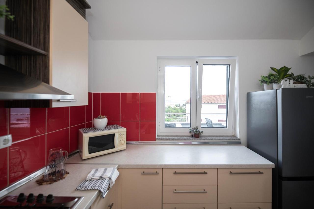 Sunny Beach Apartments شيبينيك المظهر الخارجي الصورة