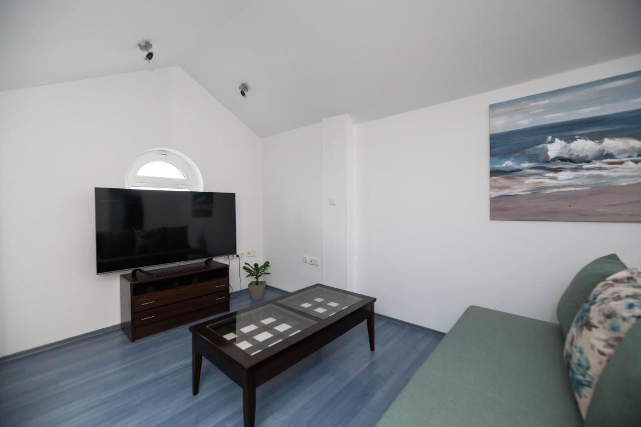 Sunny Beach Apartments شيبينيك المظهر الخارجي الصورة